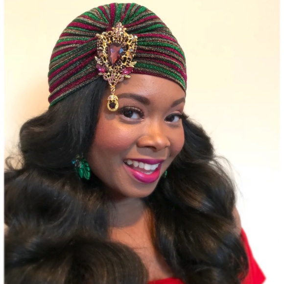 “Retro Lady” Turban & Brooch Combo - Picture 2 of 5